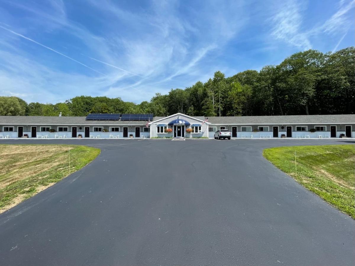 Bucksport Inn Exterior photo